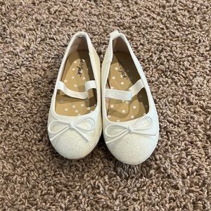 Cat & Jack Toddler Girls Lily Glitter Slip-On Ballet Flats - White